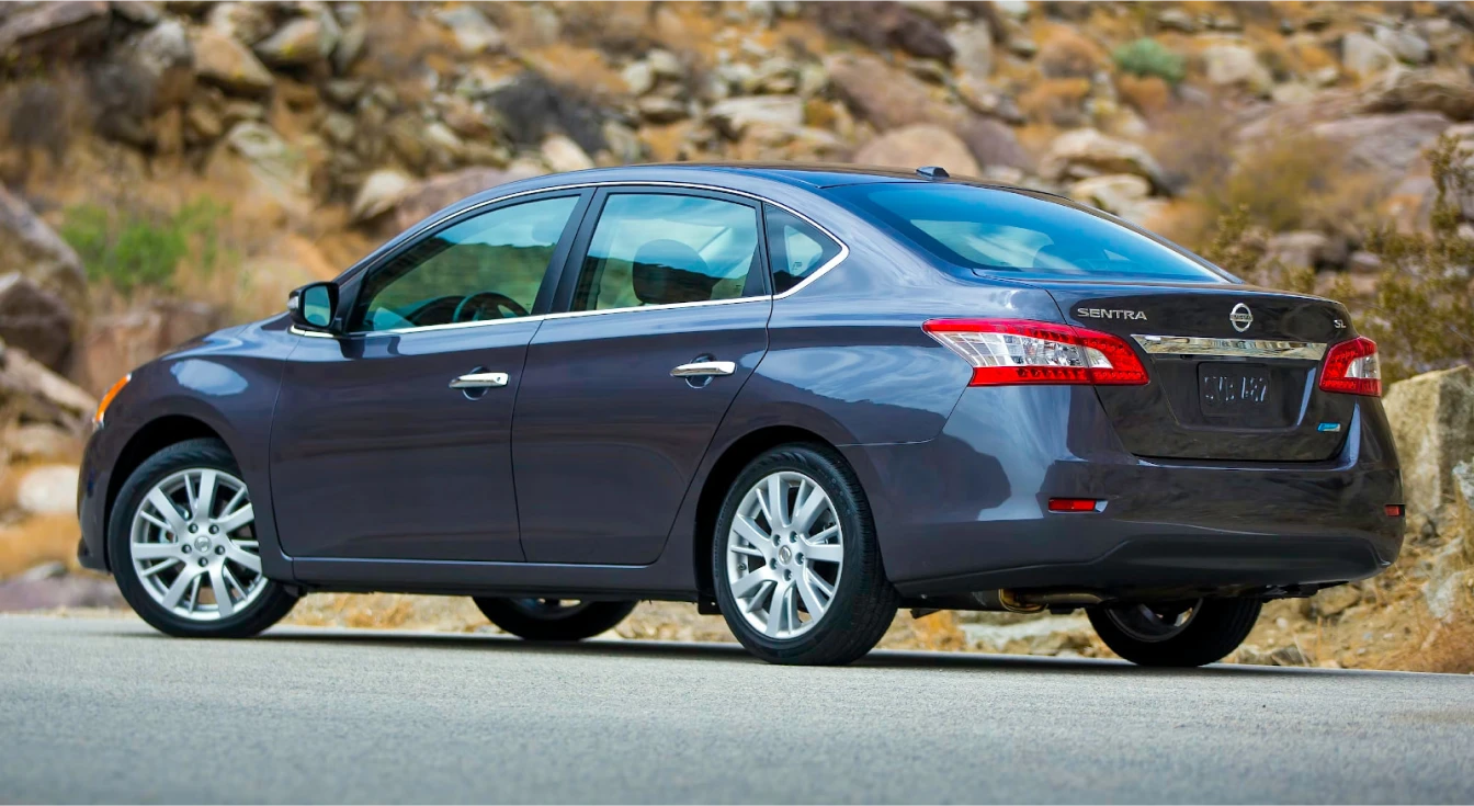 Nissan Sentra organizer for road trip