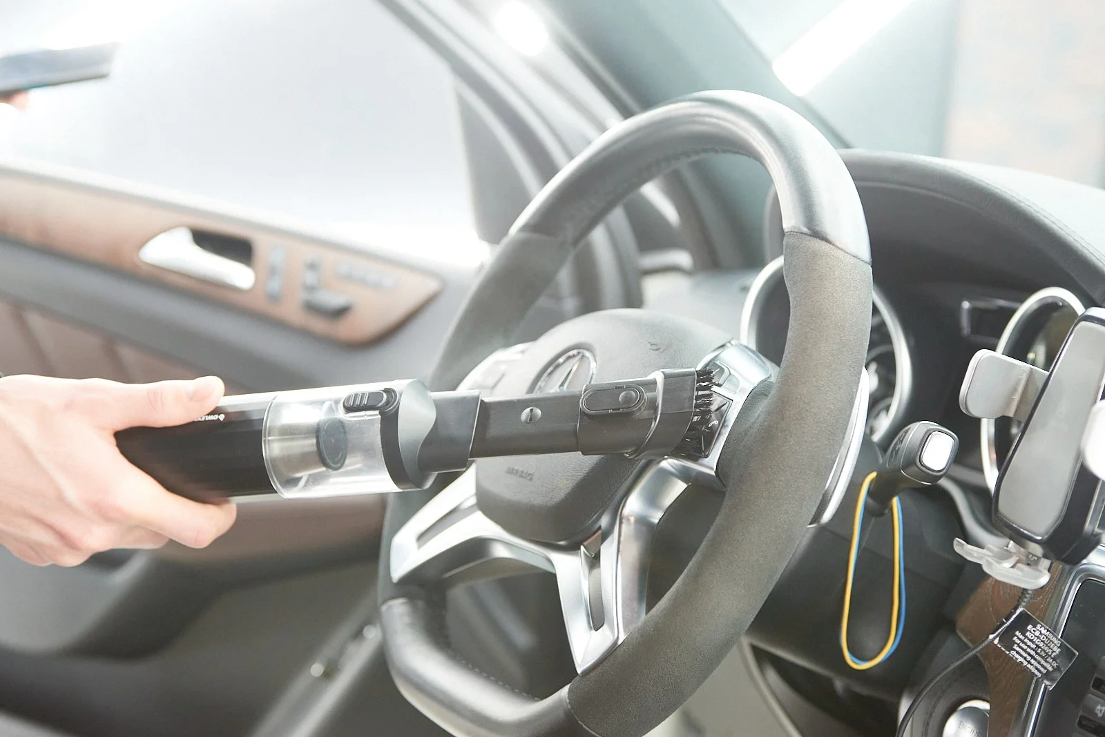 cordless handheld vacuum for Mazda6